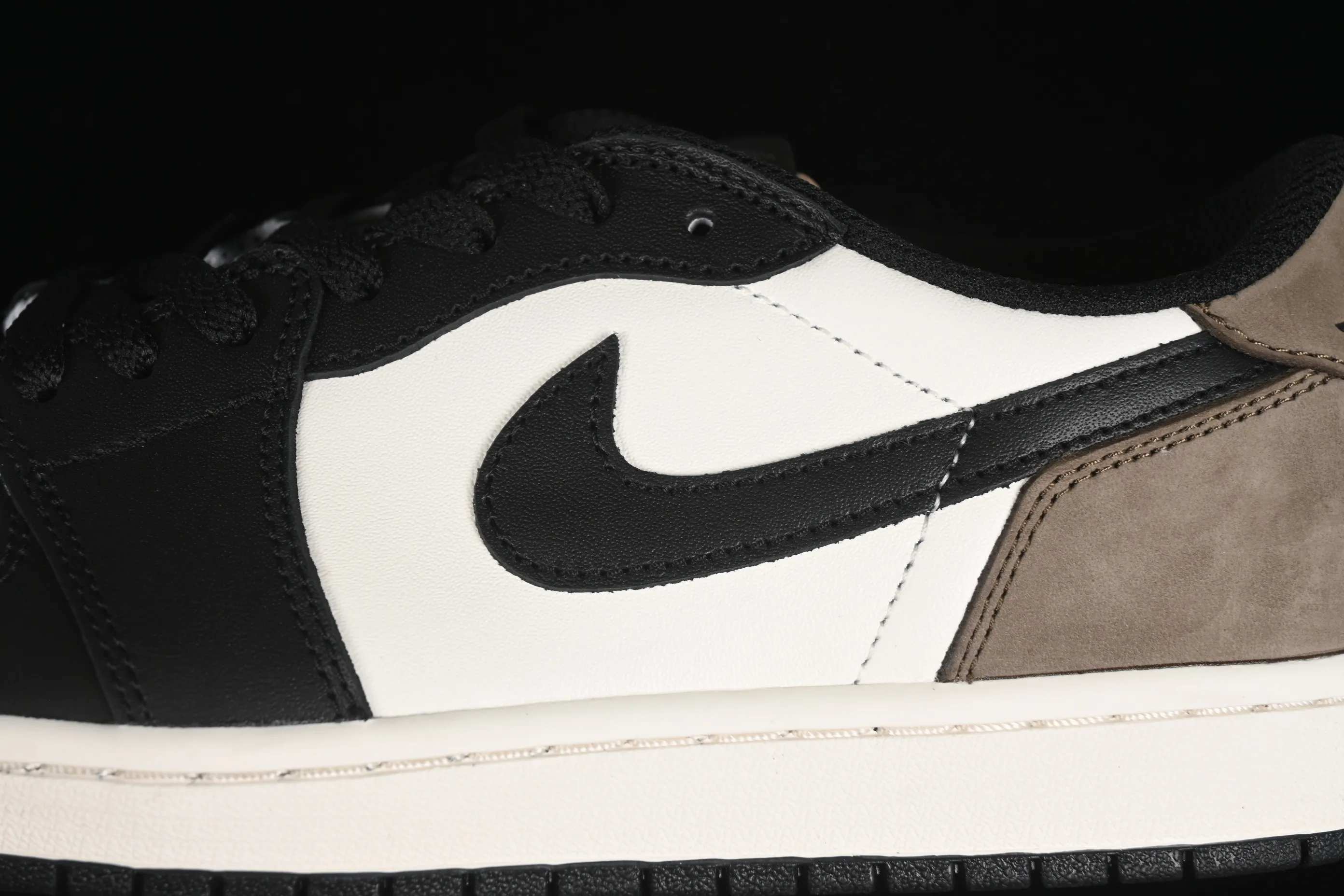 All categories Air Jordan Jordan series basketball shoes Air Jordan 1 Low G version pure original Air Jordan 1 Low AJ1 Joe 1 Little Mocha low-top cultural basketball shoes CZ0790-102